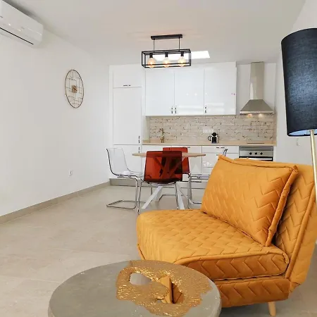 Holiday home Stylish 2 Bedroom By Pride