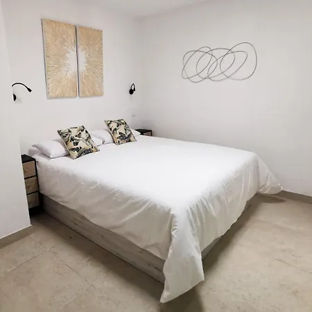 Stylish 2 Bedroom By Pride
